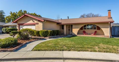 712 Corte Crestview Ct, Vacaville, CA 95688 photo 2