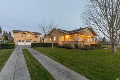 680 5th St E, Sonoma, CA 95476 photo 2