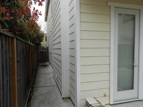 4656 Opal Ct, Fairfield, CA 94534 photo 4