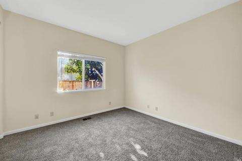 2013 Moss Valley Dr, Fairfield, CA 94534 photo 25