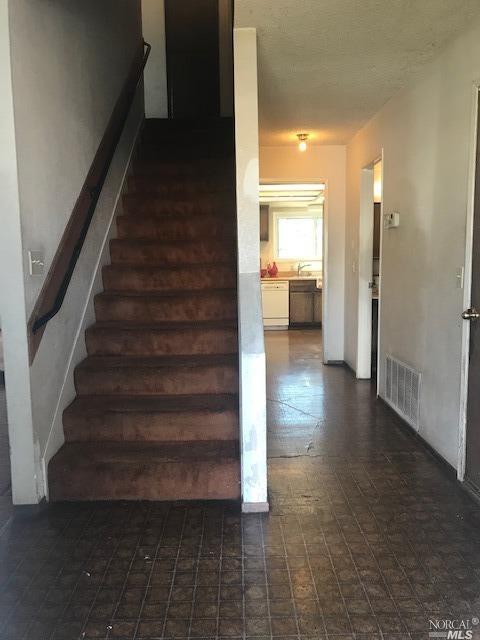 625 Calmace Dr, Dixon, CA 95620 photo 5