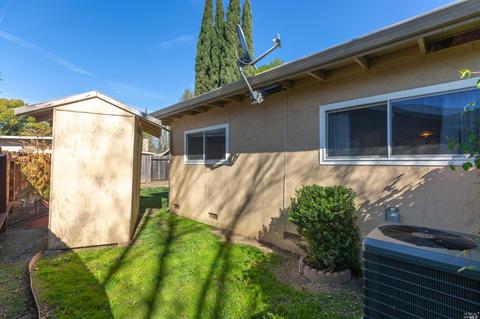 261 Springvalley Dr, Vacaville, CA 95687 photo 36