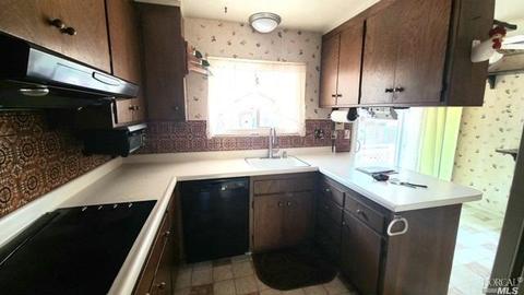 181 Skyway Dr, Vallejo, CA 94591 photo 6