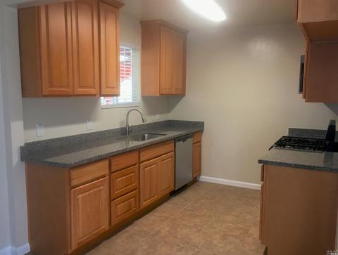 314 12th St, Vallejo, CA 94590 photo 3