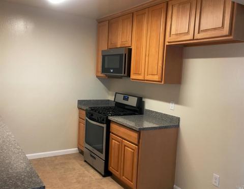 314 12th St, Vallejo, CA 94590 photo 4