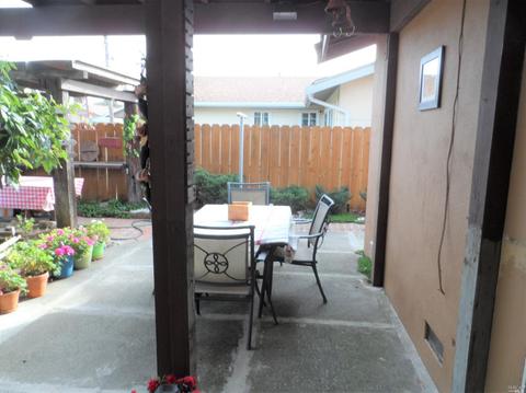1418 Westminster Dr, Fairfield, CA 94533 photo 17