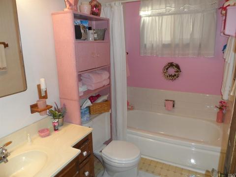 1418 Westminster Dr, Fairfield, CA 94533 photo 10