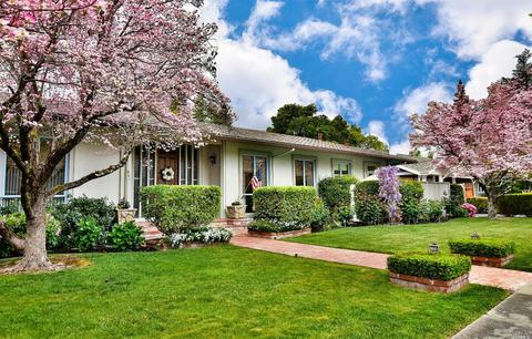 867 Oak Ln, Sonoma, CA 95476 photo 2