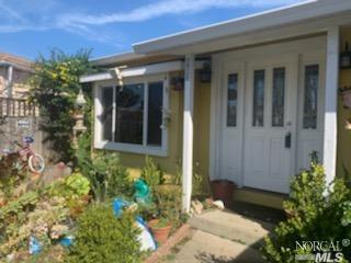 106 Leonard St, Vallejo, CA 94589 photo 2
