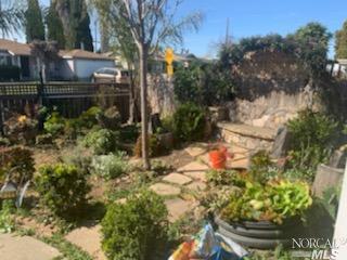 106 Leonard St, Vallejo, CA 94589 photo 3