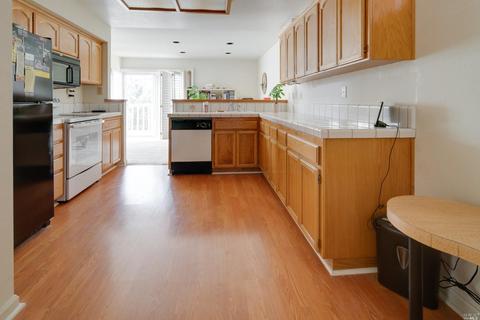 256 Ruby Ln, Vallejo, CA 94590 photo 6