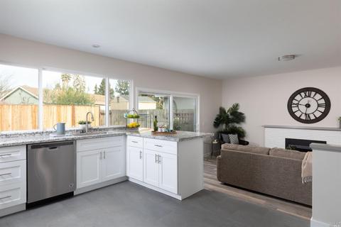 301 Ely Blvd S, Petaluma, CA 94954 photo 8