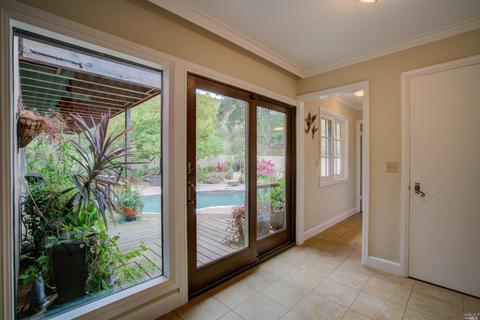 10 Burning Tree Dr, Novato, CA 94949 photo 10