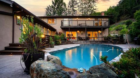 10 Burning Tree Dr, Novato, CA 94949 photo 2