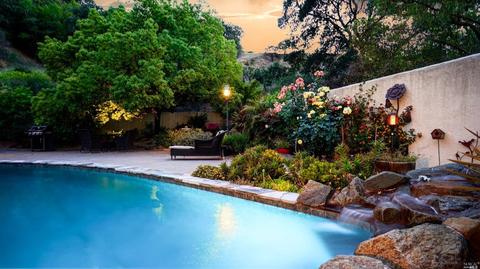 10 Burning Tree Dr, Novato, CA 94949 photo 4