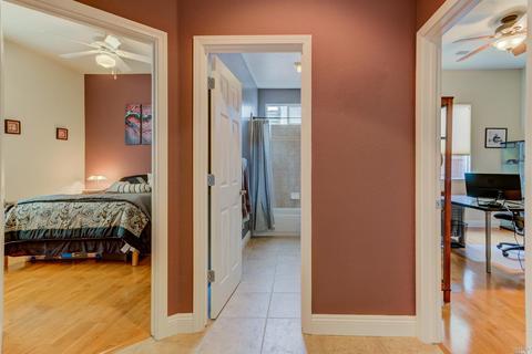 1329 Wildwing Ln, Vallejo, CA 94591 photo 9