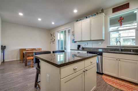632 Jade St, Petaluma, CA 94952 photo 10