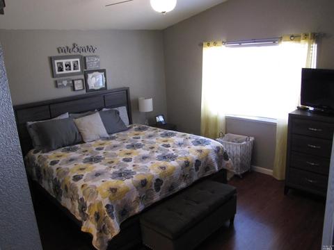 1065 Windmill Dr, Dixon, CA 95620 photo 12