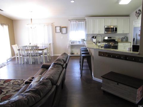 1065 Windmill Dr, Dixon, CA 95620 photo 5