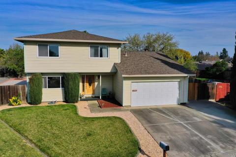 1350 Macdonald Ct, Dixon, CA 95620 photo 1