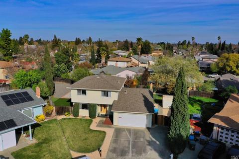 1350 Macdonald Ct, Dixon, CA 95620 photo 3