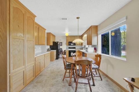 1350 Macdonald Ct, Dixon, CA 95620 photo 16