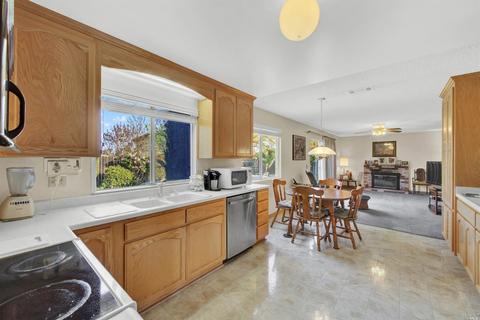 1350 Macdonald Ct, Dixon, CA 95620 photo 13