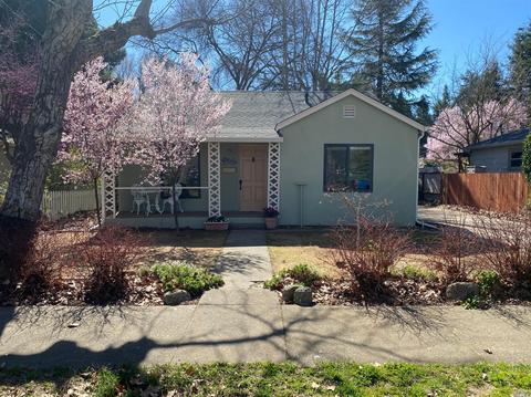 507 Cypress Ave, Ukiah, CA 95482 photo 2