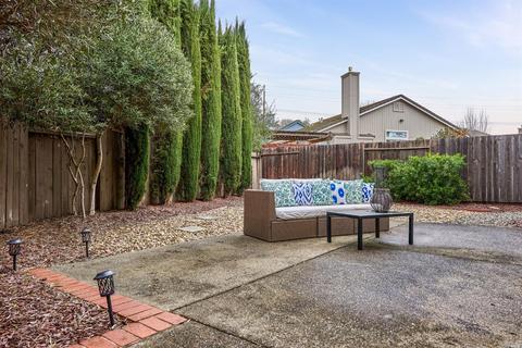 1367 Golf Course Dr, Windsor, CA 95492 photo 28