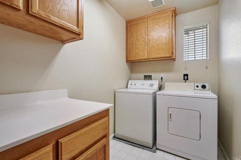 1367 Golf Course Dr, Windsor, CA 95492 photo 27
