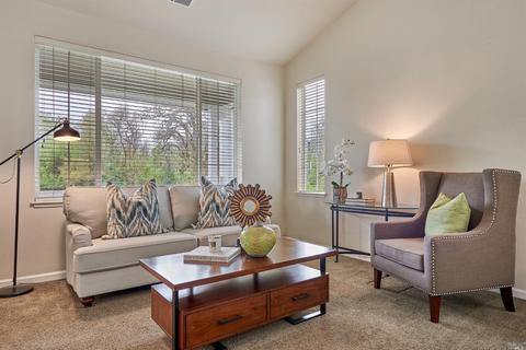 1367 Golf Course Dr, Windsor, CA 95492 photo 6