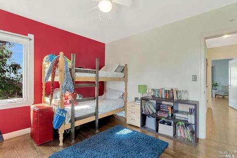Undisclosed, Vallejo, CA 94590 photo 21