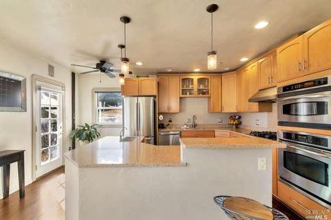 Undisclosed, Vallejo, CA 94590 photo 10