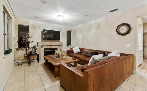 130 Bantry Dr, Vacaville, CA 95688 photo 9