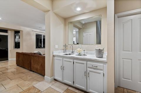 130 Bantry Dr, Vacaville, CA 95688 photo 5