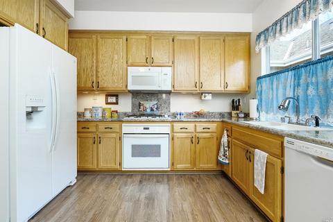 857 Glen Miller Dr, Windsor, CA 95492 photo 8