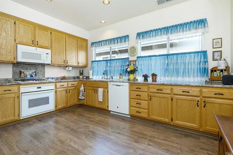 857 Glen Miller Dr, Windsor, CA 95492 photo 7