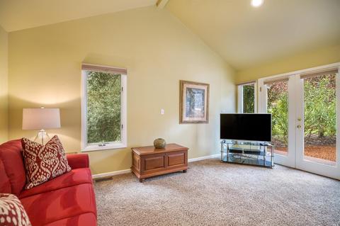 19319 Spring Dr, Sonoma, CA 95476 photo 36