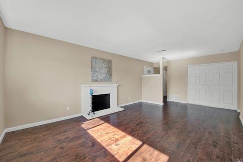 2098 Thrush Way, Fairfield, CA 94533 photo 8