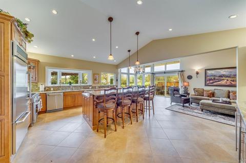 19 Pinehurst Cir, Napa, CA 94558 photo 5