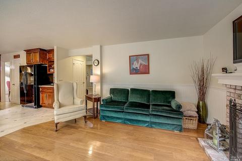 5071 Georgia St, Vallejo, CA 94591 photo 8