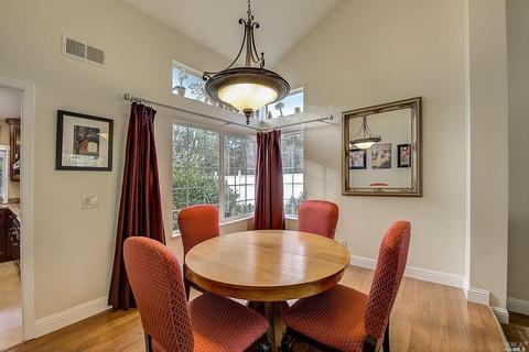 5071 Georgia St, Vallejo, CA 94591 photo 9