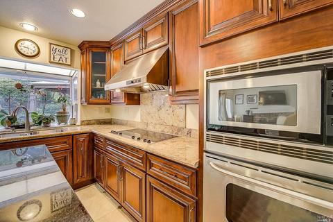 5071 Georgia St, Vallejo, CA 94591 photo 17