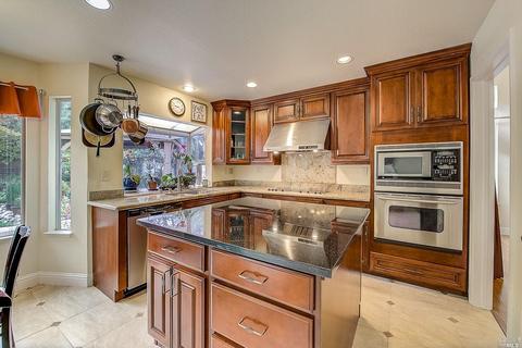 5071 Georgia St, Vallejo, CA 94591 photo 16