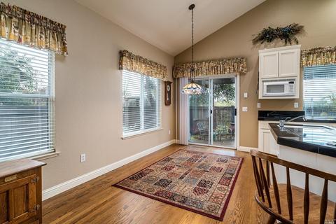 923 Amelia Ct, Windsor, CA 95492 photo 16