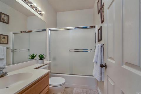 174 Decanter Cir, Windsor, CA 95492 photo 14