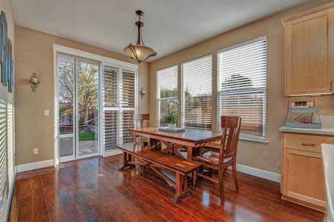 174 Decanter Cir, Windsor, CA 95492 photo 10