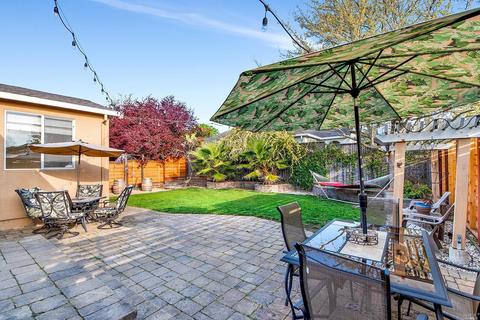 174 Decanter Cir, Windsor, CA 95492 photo 21