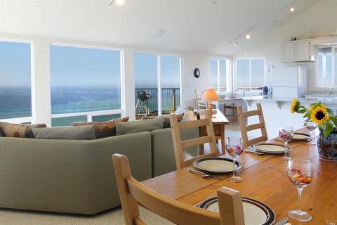 589 Oceana Dr, Dillon Beach, CA 94929 photo 3