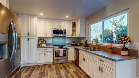 348 Smith Dr, Petaluma, CA 94952 photo 8
